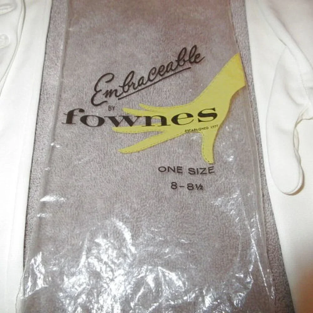 Vtg Long Satin Opera Gloves OS Formal Elegant Evening Wear Hollywood Regency 70s